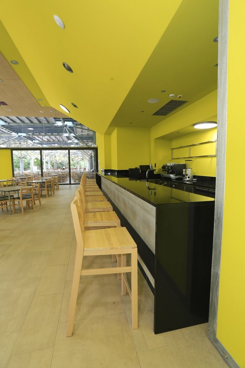 Grand opening of the 2015 season with a brand new look